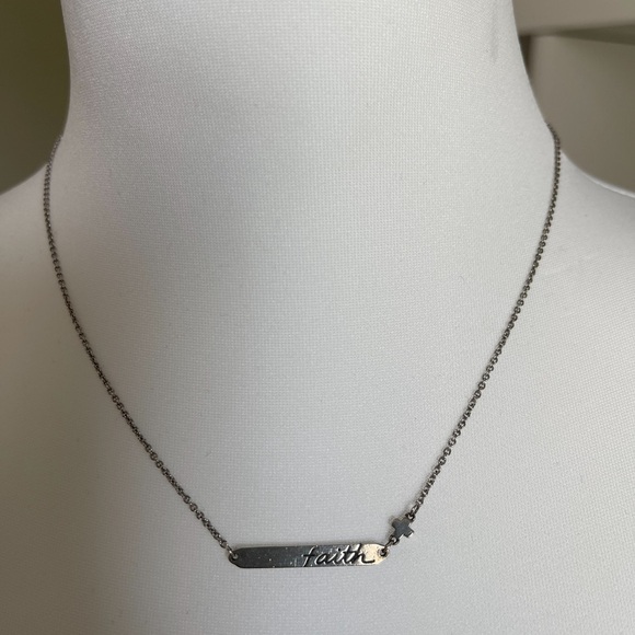 James Avery Faith Sterling silver necklace, dust bag, and box - Picture 4 of 4